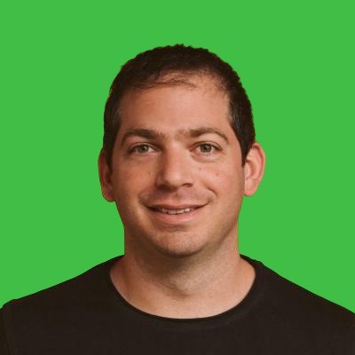 Yuval Fernback headshot